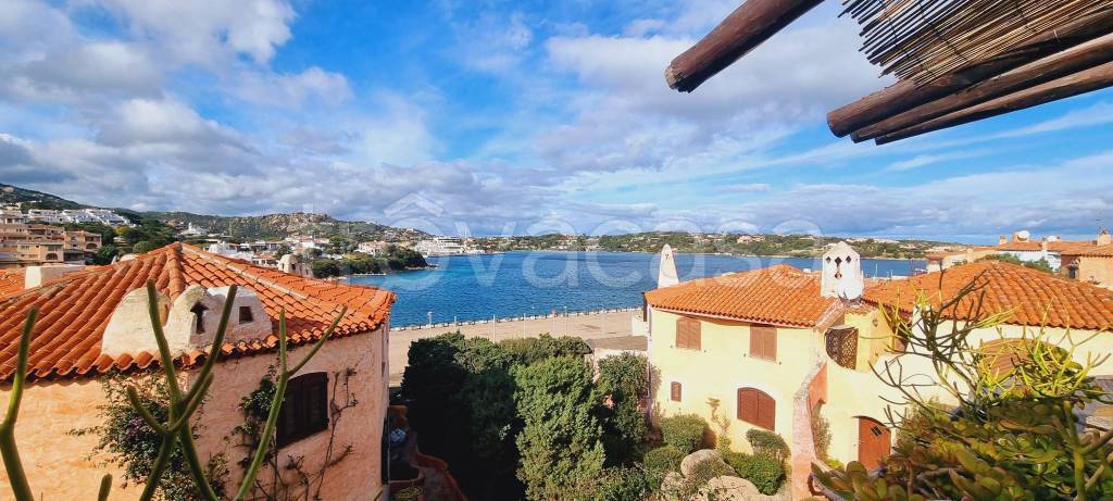 appartamento in vendita ad Arzachena in zona Porto Cervo