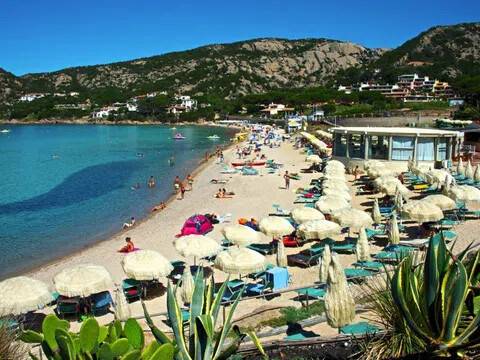 casa indipendente in vendita ad Arzachena in zona Baja Sardinia