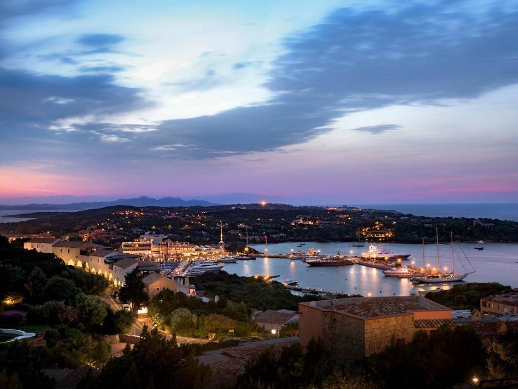 appartamento in vendita ad Arzachena in zona Porto Cervo