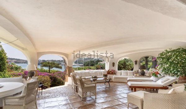 casa indipendente in vendita ad Arzachena in zona Porto Cervo