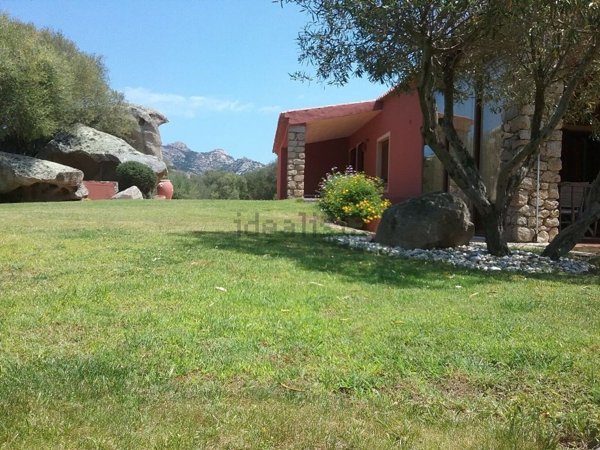 casa indipendente in vendita ad Arzachena in zona Porto Cervo