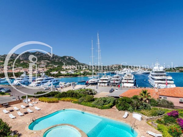 appartamento in vendita ad Arzachena in zona Porto Cervo