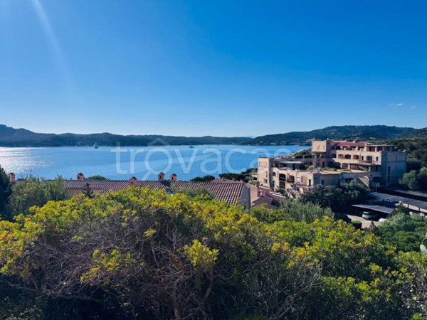 appartamento in vendita ad Arzachena