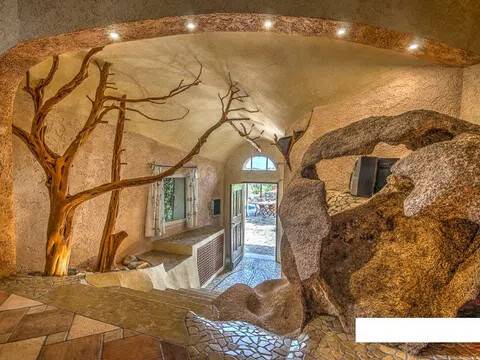 casa indipendente in vendita ad Arzachena in zona Abbiadori