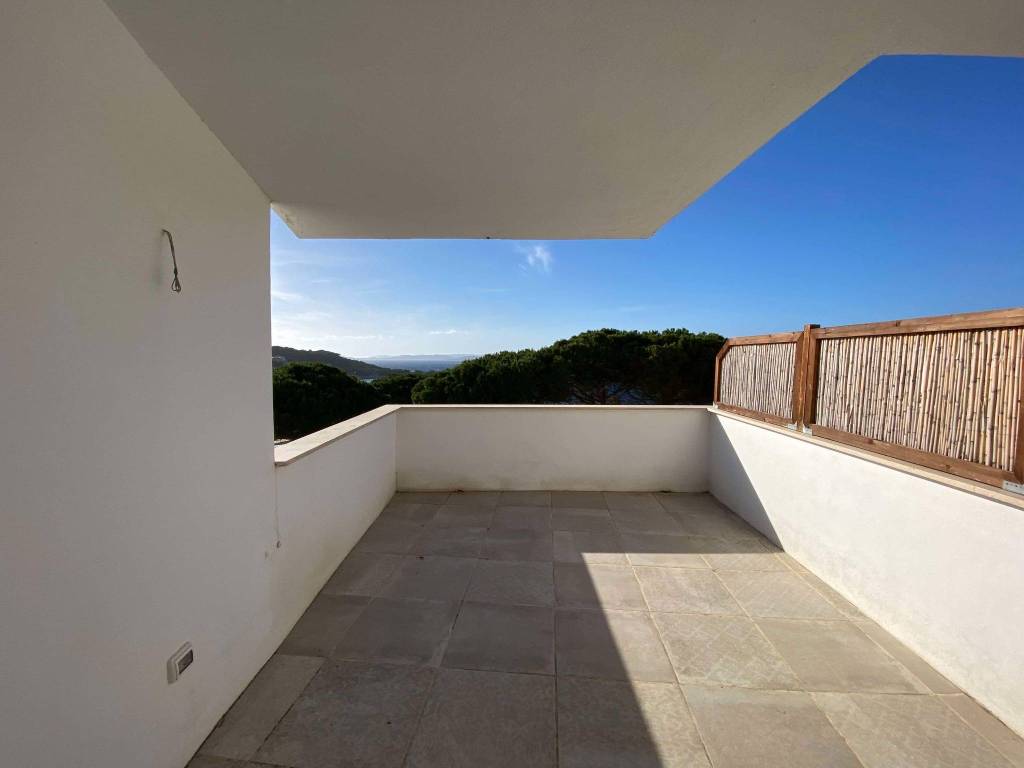 appartamento in vendita ad Arzachena in zona Baja Sardinia