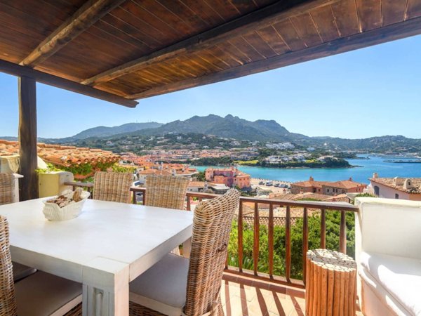 appartamento in vendita ad Arzachena in zona Porto Cervo