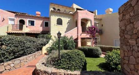 casa indipendente in vendita ad Arzachena