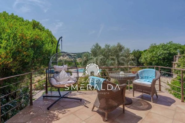 casa indipendente in vendita ad Arzachena in zona Baja Sardinia