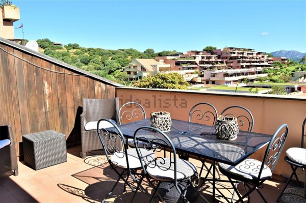 appartamento in vendita ad Arzachena