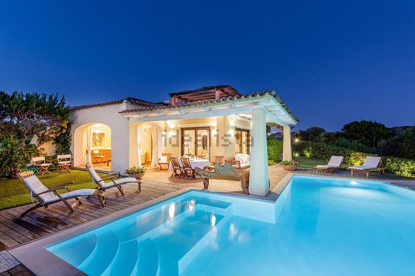 casa indipendente in vendita ad Arzachena in zona Porto Cervo