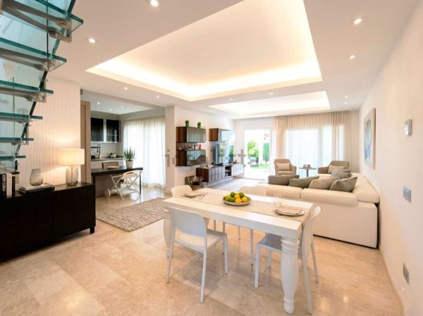 appartamento in vendita ad Arzachena in zona Porto Cervo