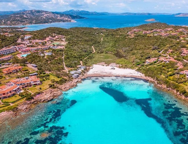 appartamento in vendita ad Arzachena in zona Porto Cervo