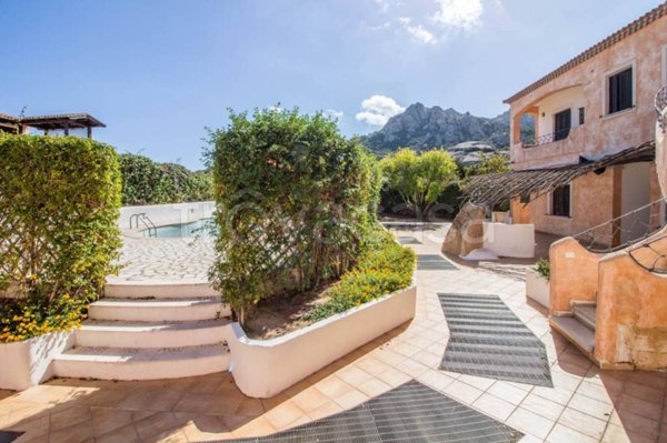 appartamento in vendita ad Arzachena in zona Porto Cervo