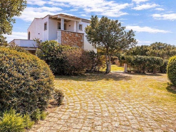 casa indipendente in vendita ad Arzachena in zona Porto Cervo