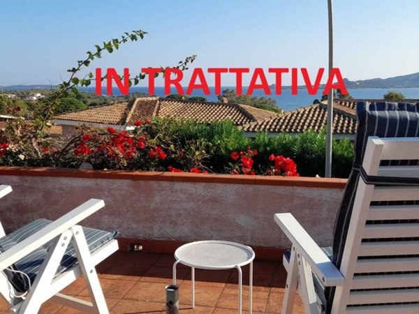 casa indipendente in vendita ad Arzachena in zona Cannigione