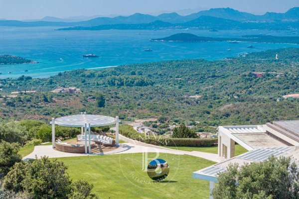 villa in vendita ad Arzachena