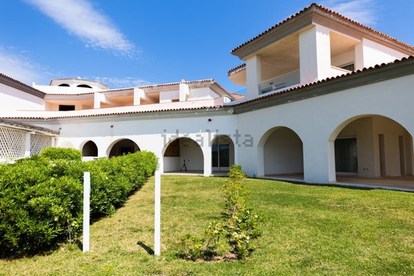 appartamento in vendita ad Arzachena in zona Porto Cervo