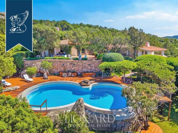 casa indipendente in vendita ad Arzachena in zona Porto Cervo