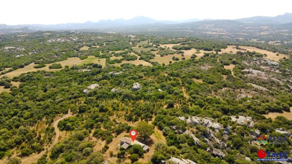 casa indipendente in vendita ad Arzachena