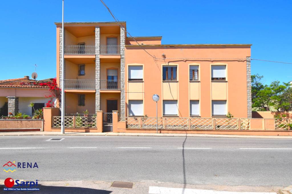appartamento in vendita ad Arzachena