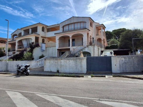 casa indipendente in vendita ad Arzachena