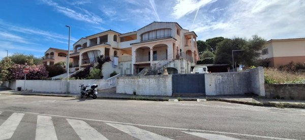 casa indipendente in vendita ad Arzachena