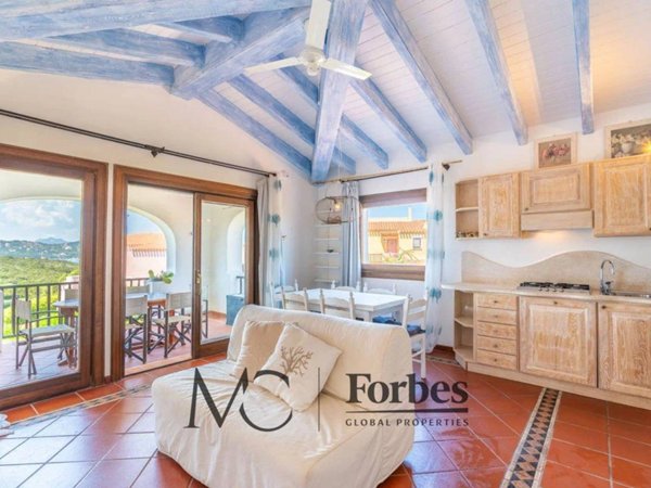 appartamento in vendita ad Arzachena