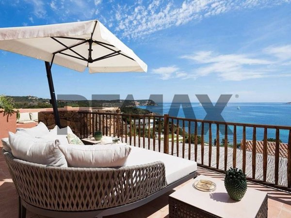casa indipendente in vendita ad Arzachena in zona Porto Cervo