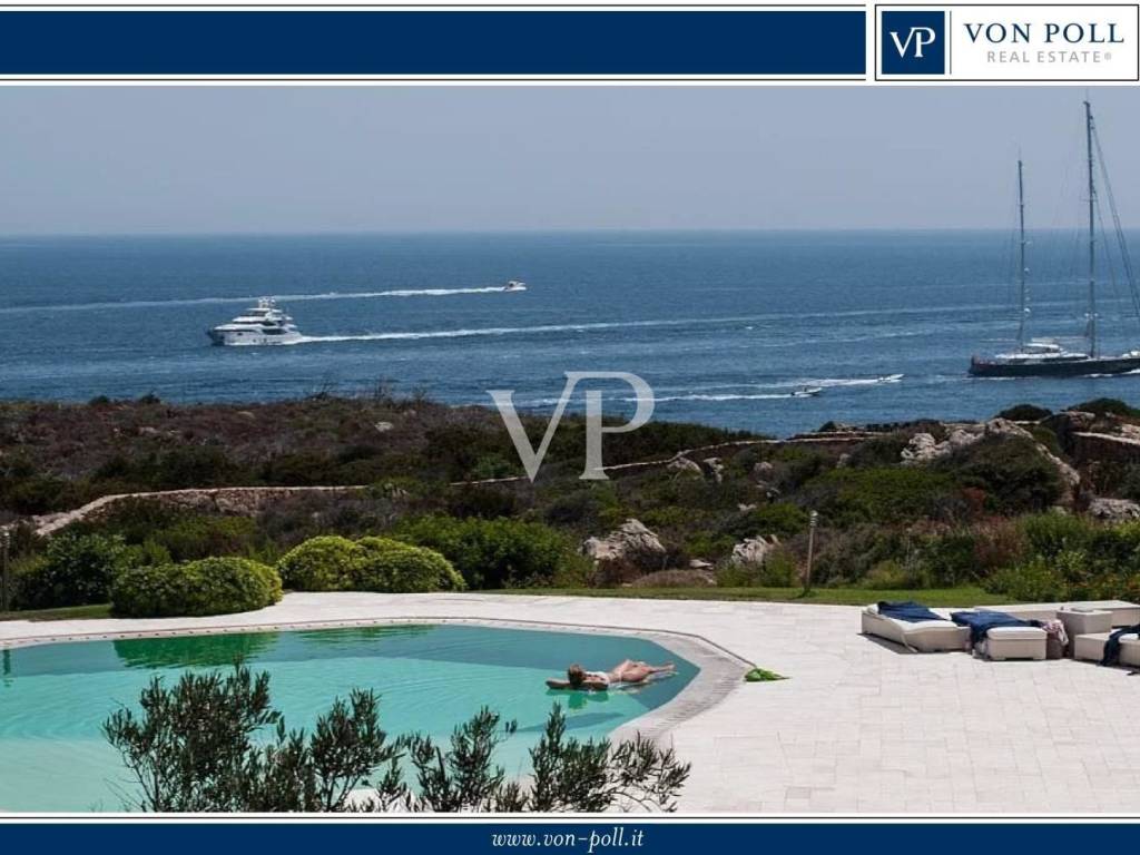 casa indipendente in vendita ad Arzachena in zona Porto Cervo