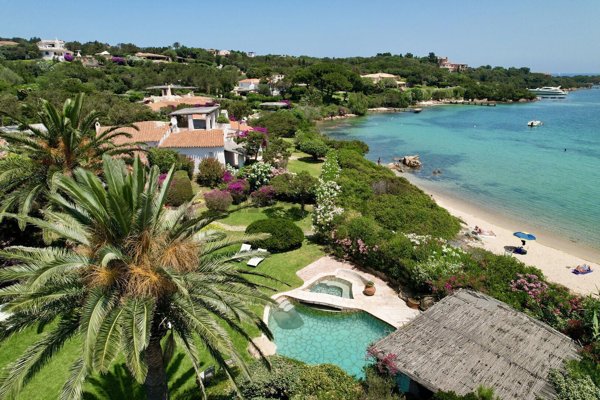 casa indipendente in vendita ad Arzachena in zona Porto Cervo