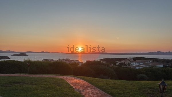 appartamento in vendita ad Arzachena