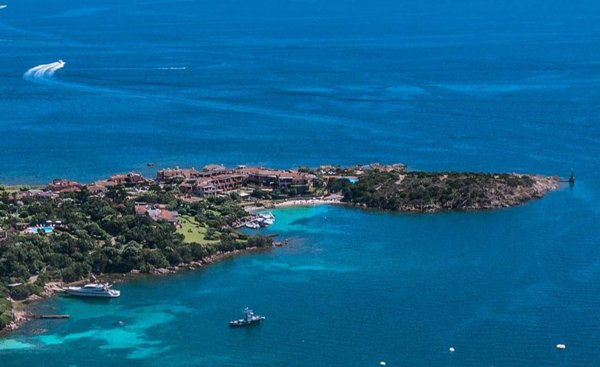 appartamento in vendita ad Arzachena in zona Porto Cervo