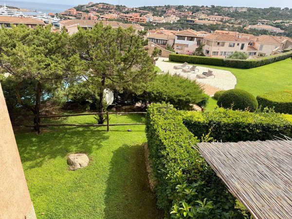 appartamento in vendita ad Arzachena in zona Porto Cervo