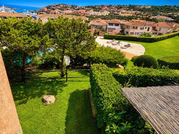 appartamento in vendita ad Arzachena