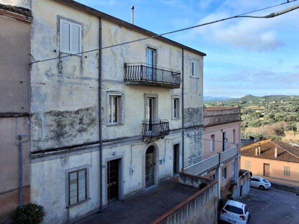 appartamento in vendita ad Arzachena