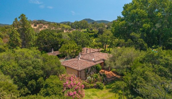 casa indipendente in vendita ad Arzachena