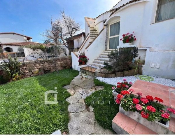 casa indipendente in vendita ad Arzachena