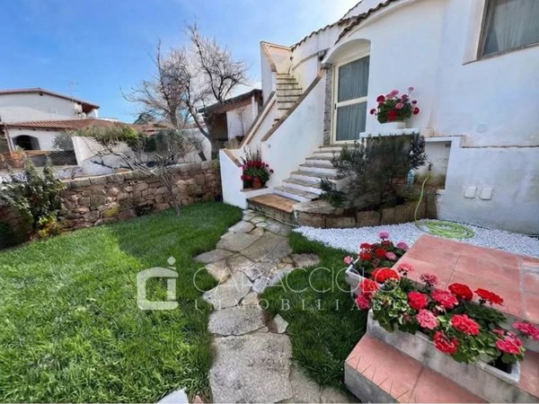 casa indipendente in vendita ad Arzachena