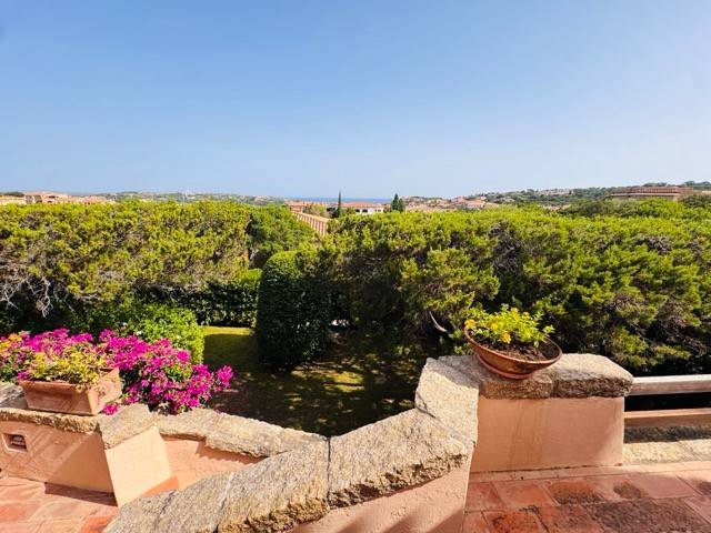 villa in vendita ad Arzachena in zona Porto Cervo