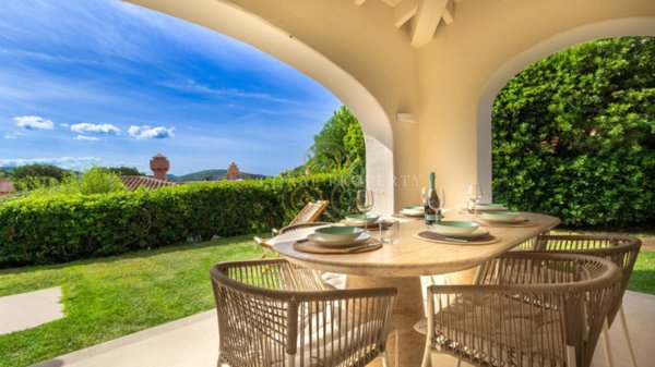 casa indipendente in vendita ad Arzachena