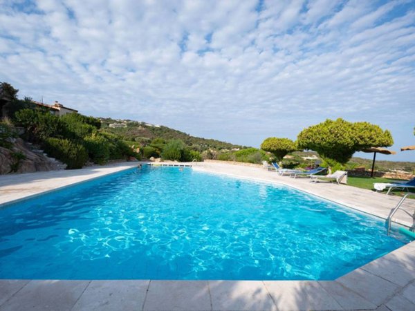 casa indipendente in vendita ad Arzachena in zona Porto Cervo