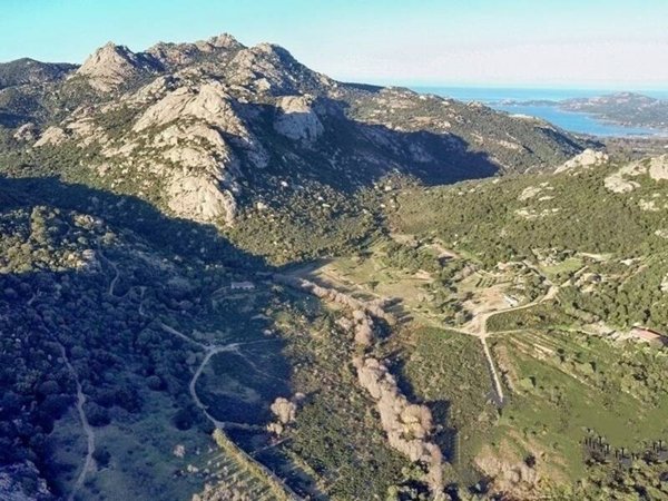 terreno in vendita ad Arzachena