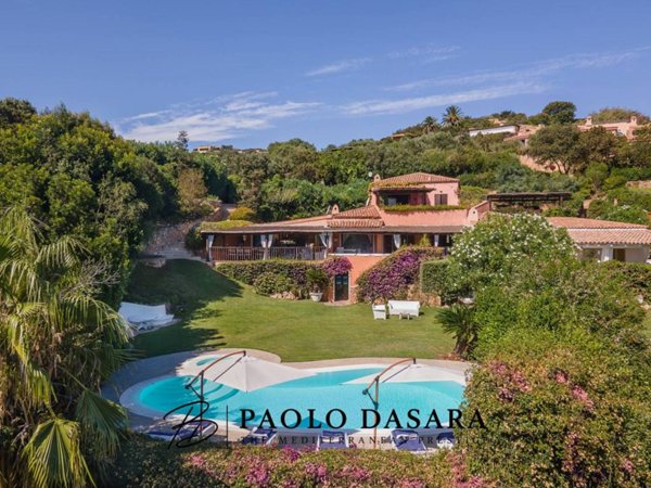 casa indipendente in vendita ad Arzachena in zona Porto Cervo
