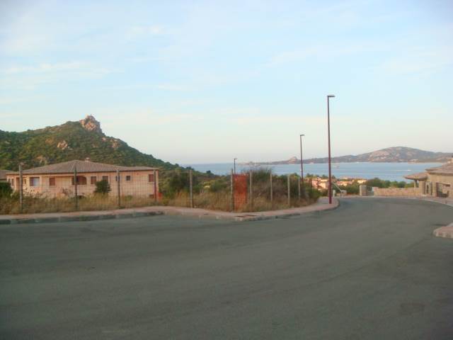 casa indipendente in vendita ad Arzachena in zona Cannigione