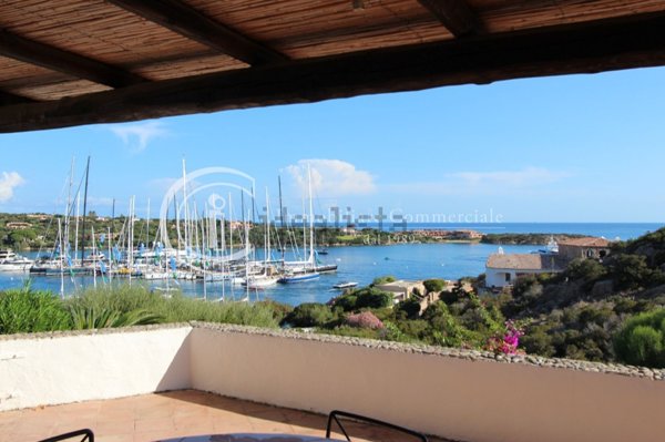 appartamento in vendita ad Arzachena in zona Porto Cervo