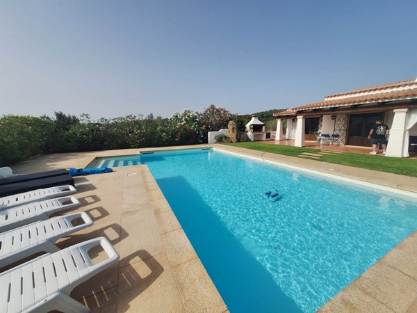 casa indipendente in vendita ad Arzachena