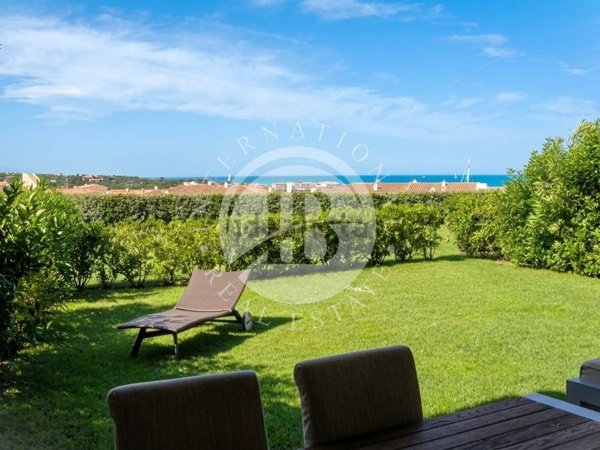 appartamento in vendita ad Arzachena in zona Porto Cervo