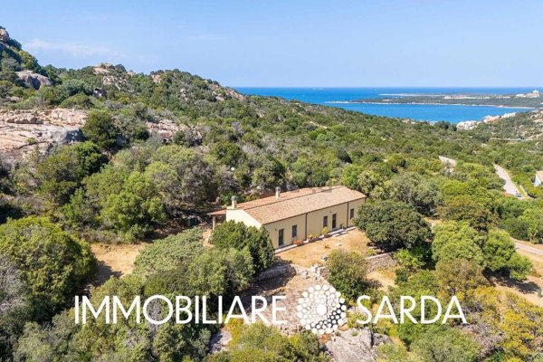 casa indipendente in vendita ad Arzachena in zona Porto Cervo