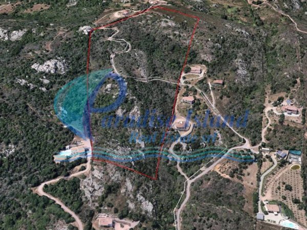 terreno in vendita ad Arzachena in zona Cannigione