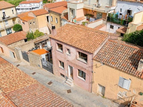 casa indipendente in vendita ad Arzachena